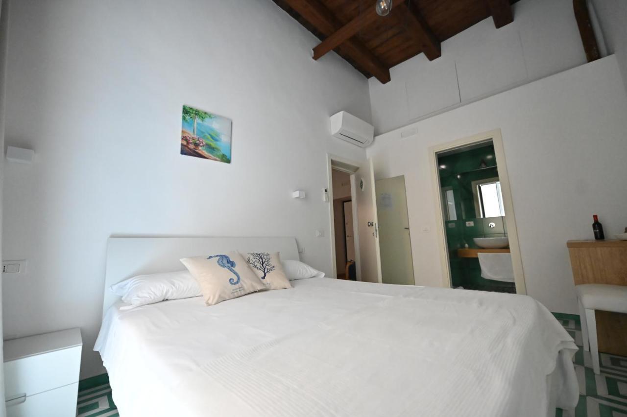La Memolina B&B Salerno Exteriör bild